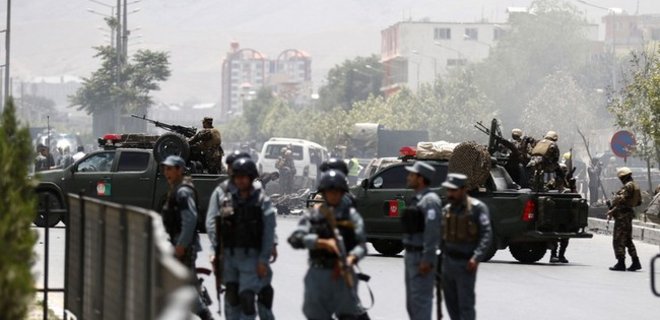 Талибы взяли осадой одну из ключевых баз в Афганистане - СМИ - Фото