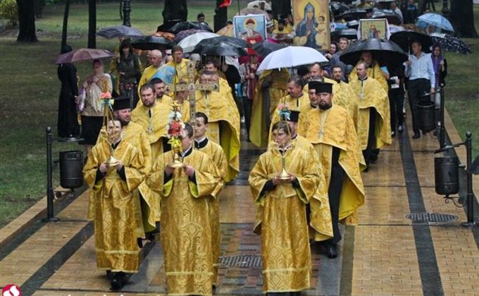День крещения Руси: крестный ход и гимн в исполнении епископов