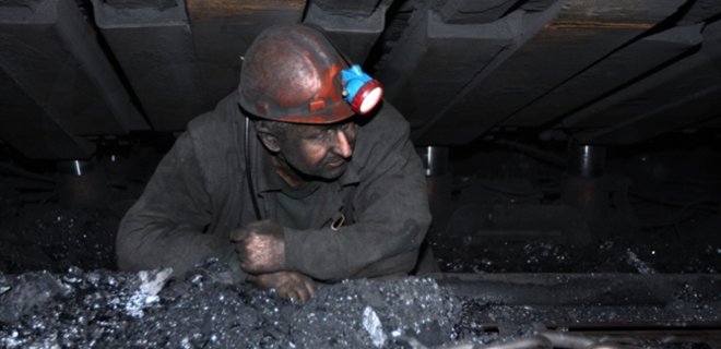 На Волыни шахтеры начали забастовку из-за долгов по зарплате - Фото