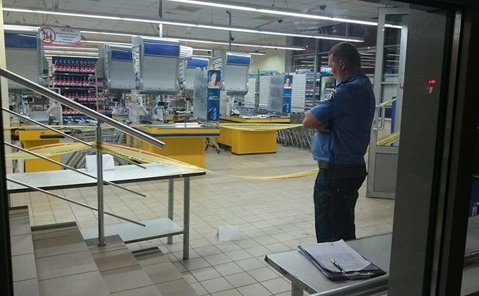 Стрельба в харьковском супермаркете: опубликованы фото