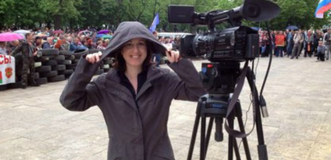 СБУ аннулировала аккредитацию британской журналистке Sky News - Фото