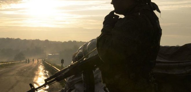 Ситуация в АТО: боевики продолжают обстрел из запрещенного оружия - Фото