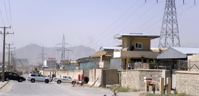 Боевики Талибана напали на базу НАТО в Кабуле - Фото