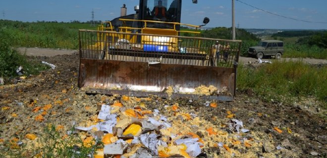Россия уничтожила 371 тонну санкционных продуктов - Фото