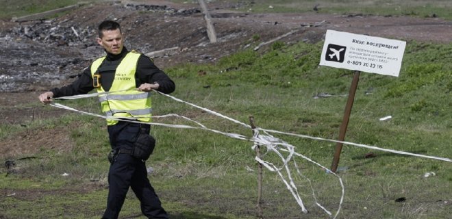 Сегодня Нидерланды представят отчет о крушении рейса МН17 - Фото