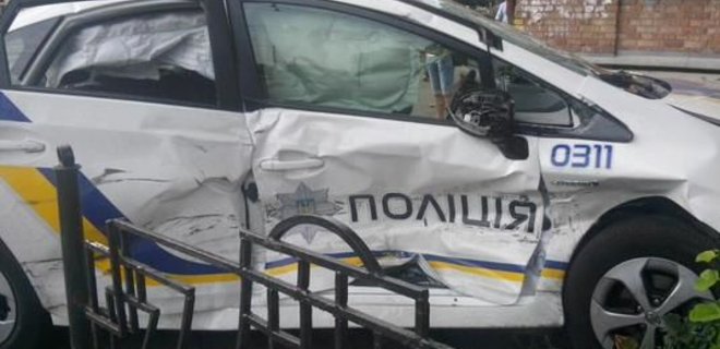 В Киеве произошло новое ДТП с автомобилем полиции: фото - Фото