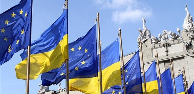 Зона свободной торговли Украины и ЕС заработает с 2016 года - Фото