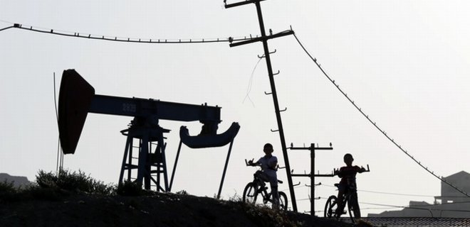 Мировые цены на нефть продолжают держаться ниже $49 за баррель - Фото