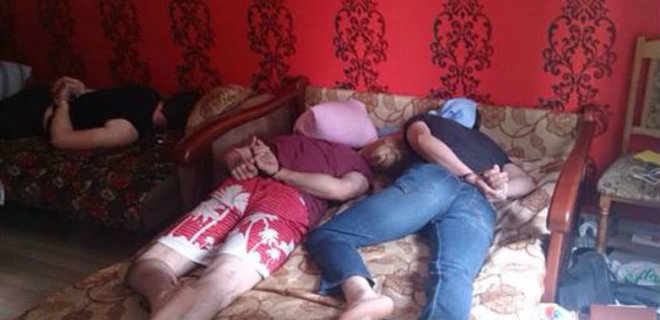 В Киеве СБУ задержала разыскиваемых Интерполом террористов из РФ - Фото
