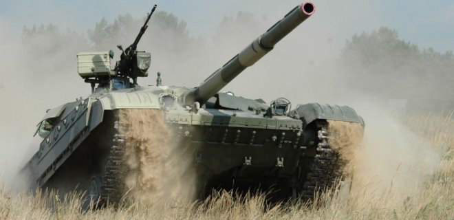 Укроборонпром передал армии новую партию танков Т-64 Булат - Фото