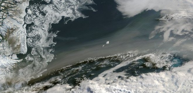 Как тают льды у берегов Гренландии: фото NASA из космоса - Фото