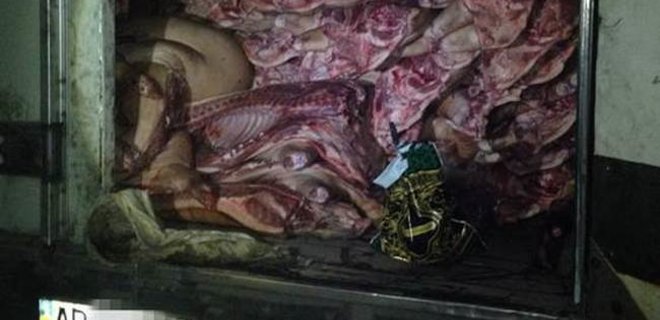 СБУ изъяла под Волновахой 13 тонн контрабандного мяса - Фото