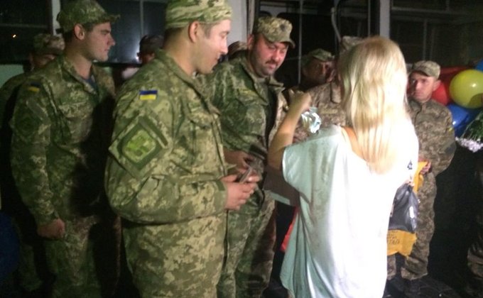 В Одессу прибыли артиллеристы 28-й бригады: фото встречи бойцов