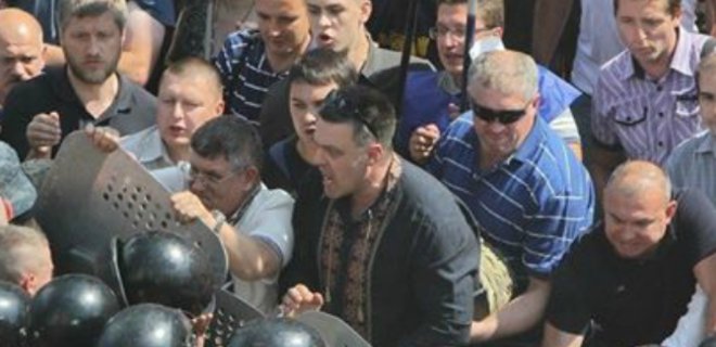 Милиция допросит Тягнибока и Сиротюка - советник главы МВД - Фото
