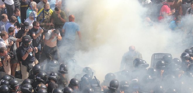 Столкновения под Радой: суд избрал меры пресечения 18 задержанным - Фото