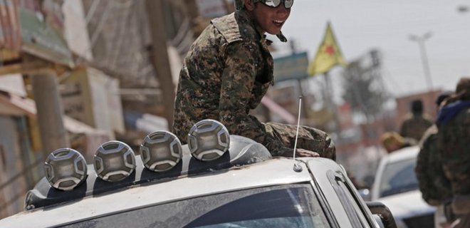 В Сирии у турецкой границы идет бой между ИГ и повстанцами - СМИ - Фото
