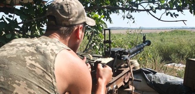 Боевики обстреляли силы АТО в Луганском, Авдеевке и Счастье - Фото