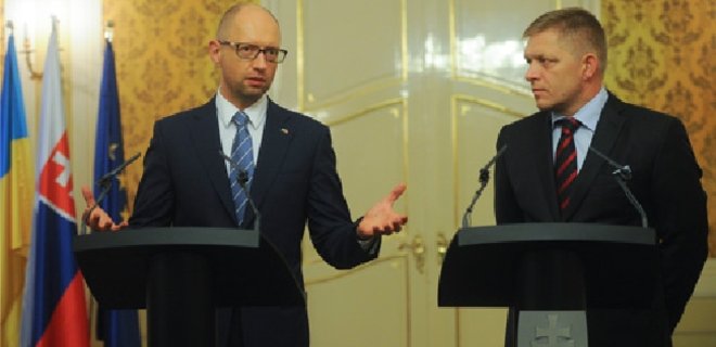 Премьер Словакии: Соглашение с Газпромом - это предательство - Фото