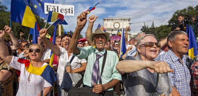 В столице Молдовы возобновилась акция протеста - Фото