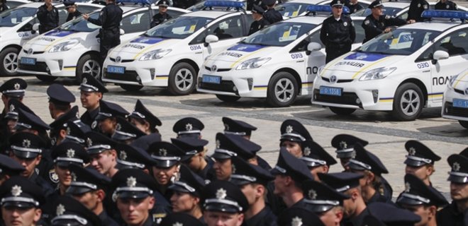 В Херсоне начался набор в новую полицию - Фото