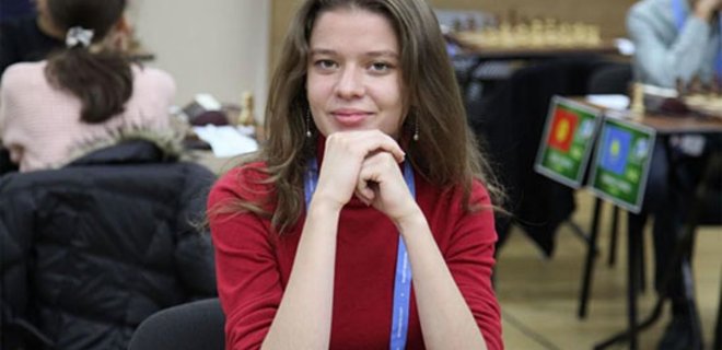Украинка стала чемпионкой мира по шахматам в возрасте до 20 лет - Фото