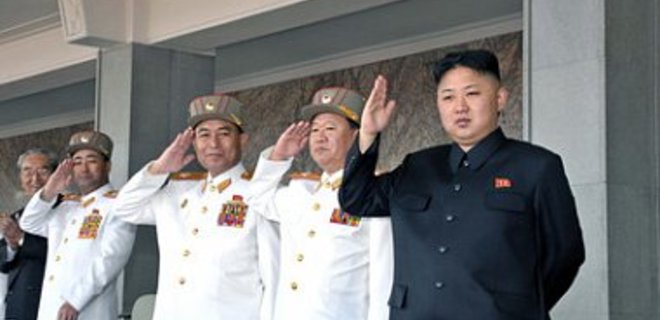 КНДР пригрозила применить ядерное оружие против США - Фото