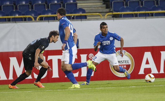 Днепр сыграл вничью с Лацио в матче Лиги Европы