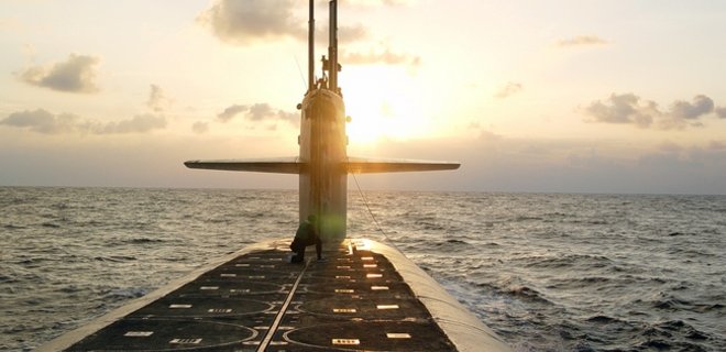 Субмарина США с ядерными ракетами прибыла в Европу - Фото