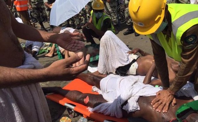 Трагедия близ Мекки: сотни паломников погибли в давке