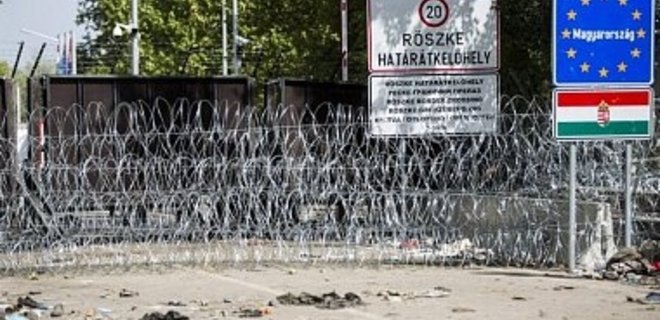 Венгрия начала строить забор на границе со Словенией - Фото