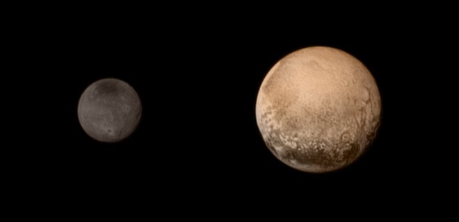 В NASA сделали первое цветное фото Плутона в высоком разрешении - Фото