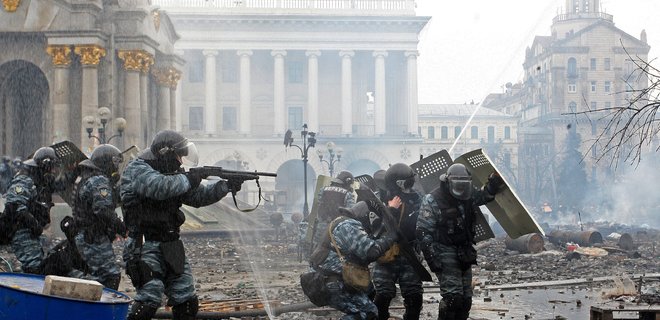 Дело Майдана: суд продлил арест 2 