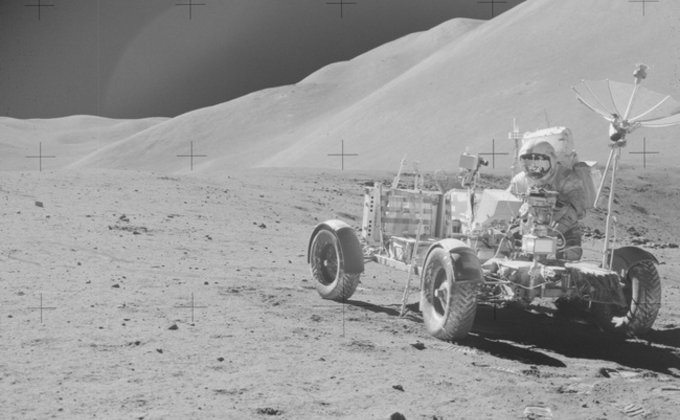 Лунная миссия NASA: опубликован уникальный фотоархив