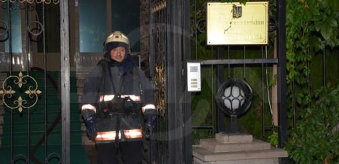 В здании посольства Украины в Турции произошел пожар - СМИ - Фото