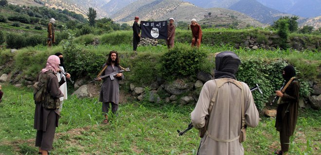 Талибы грозят активизировать удары по военным США в Афганистане - Фото