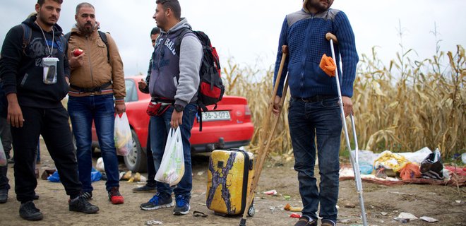 Хорватия открыла для мигрантов границу с Сербией - Фото