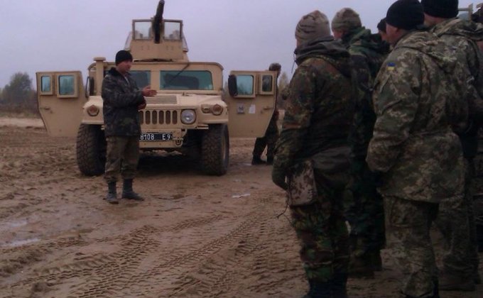 Десантники ВСУ провели учения с Humvee, минометами и ЗУ: фото