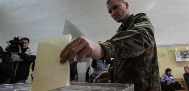 КИУ: на местных выборах в Украине зафиксировано 1,5 тыс нарушений - Фото