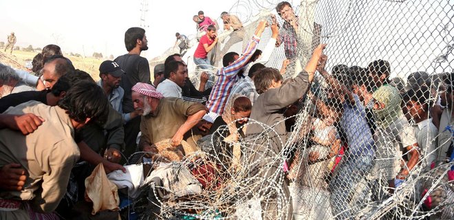 За месяц беженцами внутри страны стали 120 тысяч сирийцев - ООН - Фото