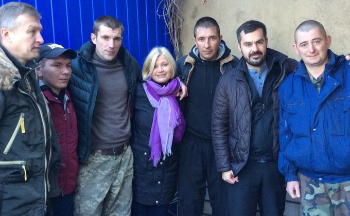 Освобождение украинских заложников: подробности и фото