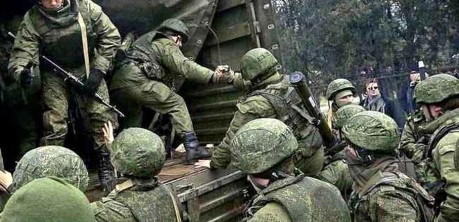 В РФ открыты 80 дел против солдат, отказавшихся ехать в Донбасс - Фото