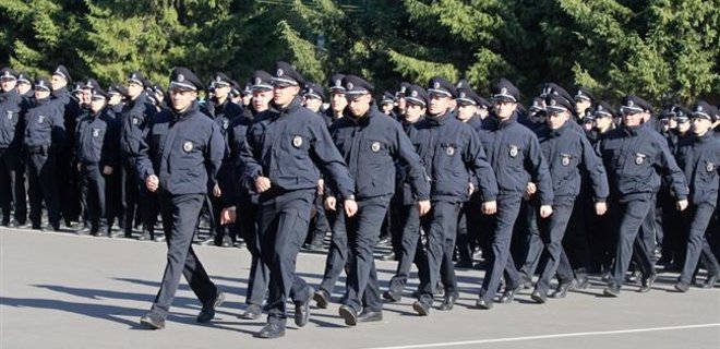 Кабмин утвердил права и обязанности Национальной полиции: детали - Фото