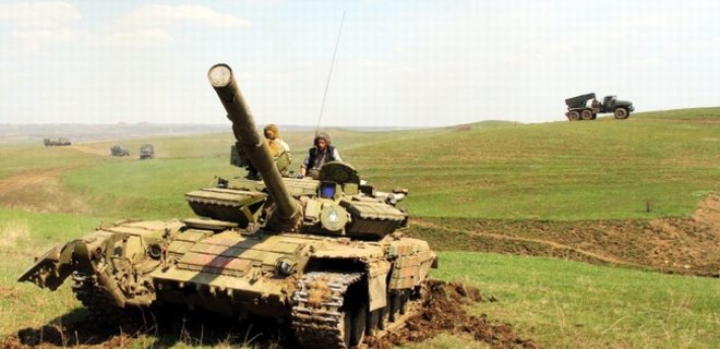 ИС: Боевики укрепляют позиции на окраинах Донецка и Горловки - Фото
