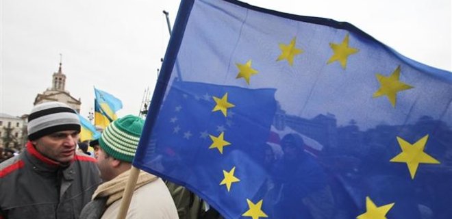 ЕС и Украина отложили решающее заседание по безвизовому режиму - Фото