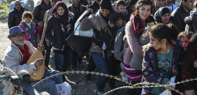 Австрия намерена отгородиться от мигрантов - Фото