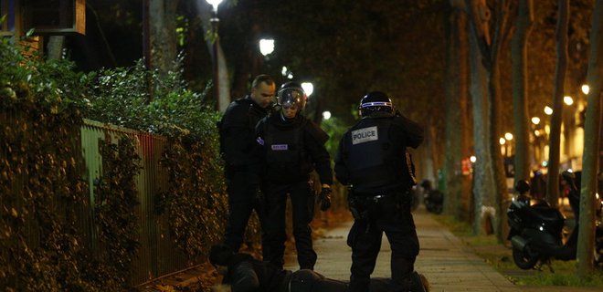 В ФРГ задержан пособник террористов, устроивших бойню в Париже - Фото