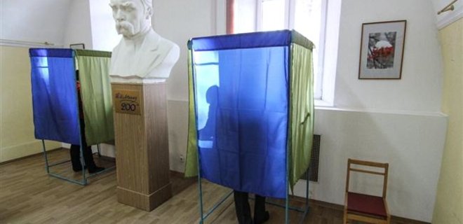 На выборах работают 40 тысяч правоохранителей - Шкиряк - Фото