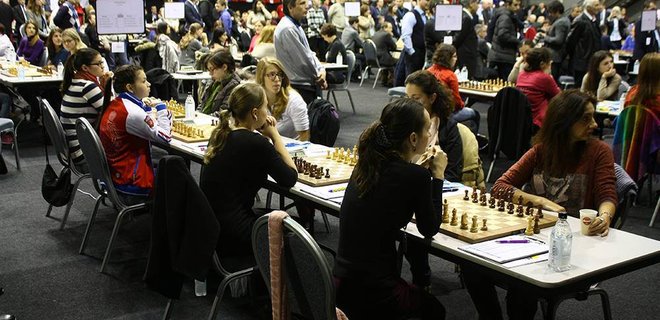 Украинские шахматистки завоевали серебро на Чемпионате Европы - Фото