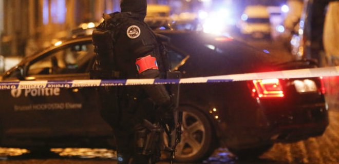 В Брюсселе задержаны 16 человек по делу о парижских терактах - Фото