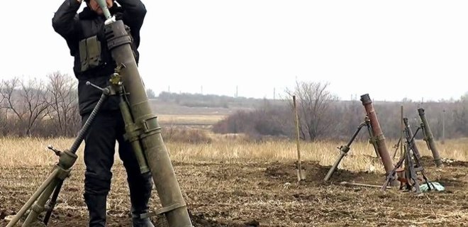 ИС: В Донецк идут машины разминирования и крупные минометы врага - Фото